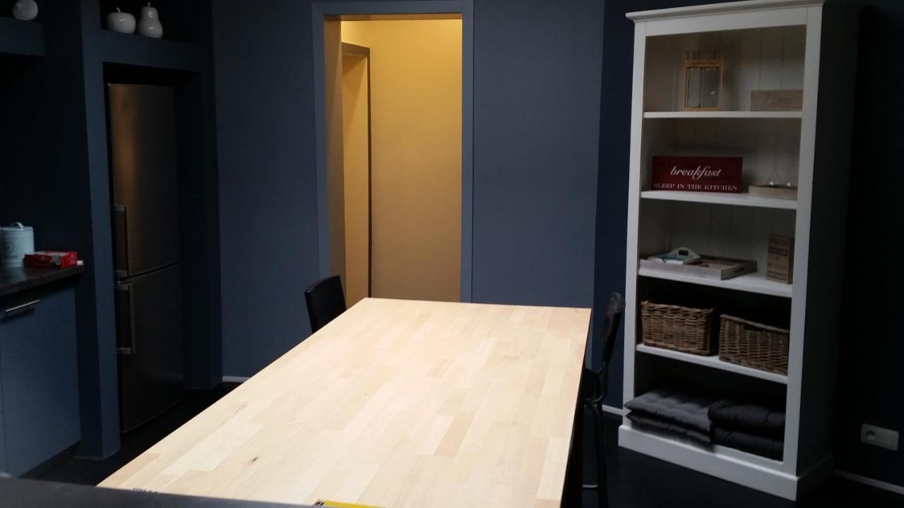 Het Kanaalhuis Kortrijk Luaran gambar
